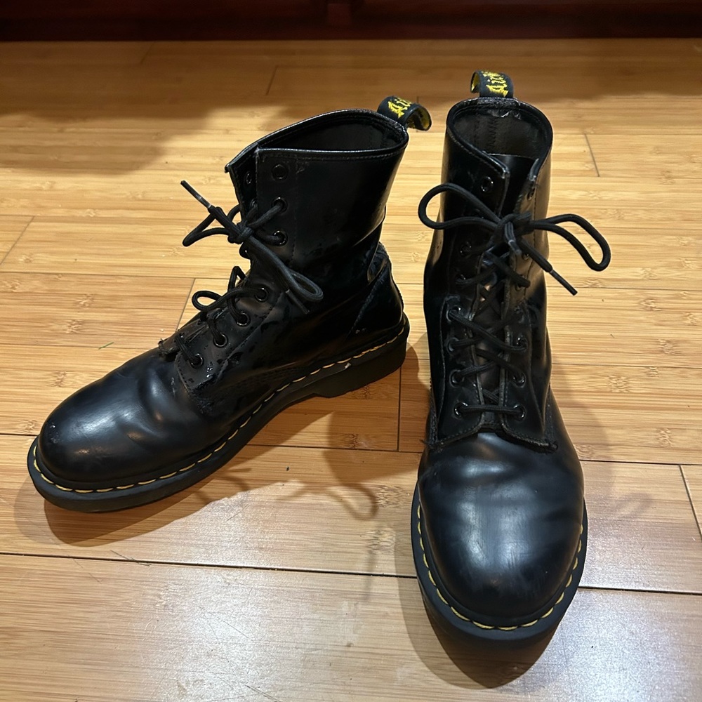 BRAND NEW DOC MARTINS - Picture 2 of 2
